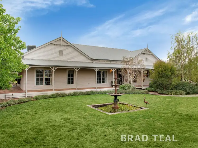 Second view of Homely house listing, 4 Oakdale Lane, Sunbury VIC 3429