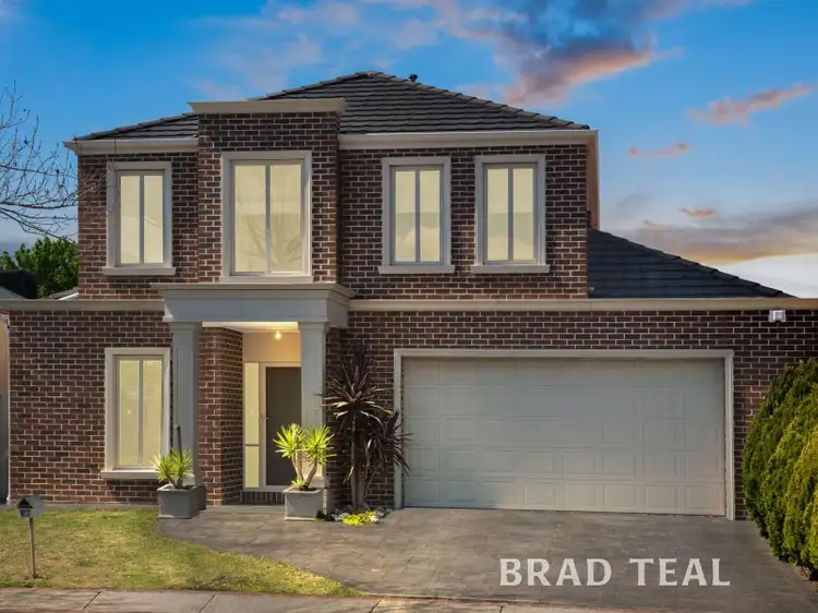 37 Edgbaston Parade, Caroline Springs VIC 3023