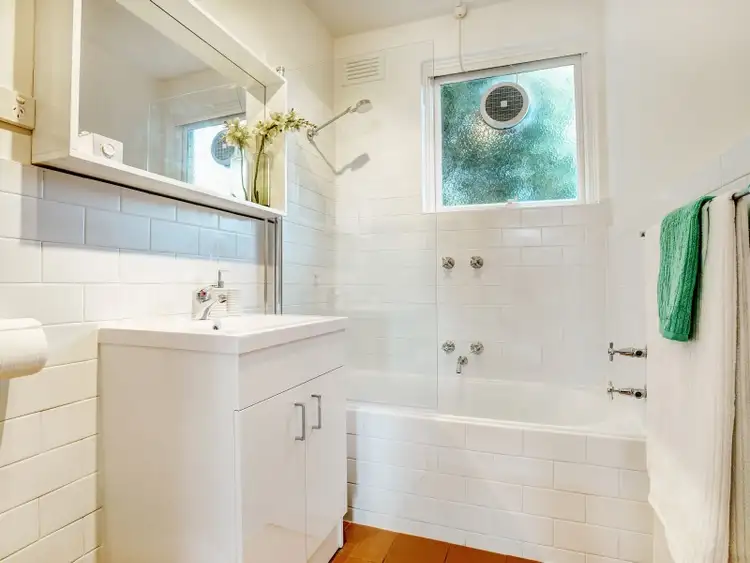 Fifth view of Homely apartment listing, 5/12 Schofield Street, Essendon VIC 3040