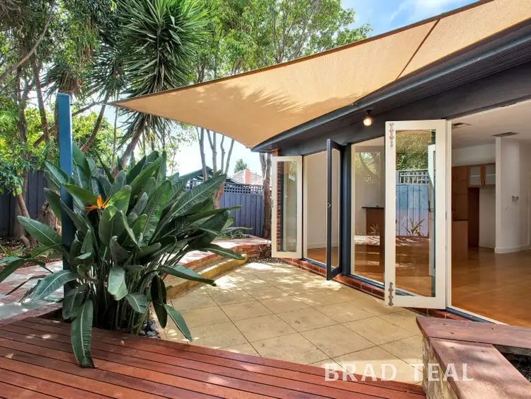 38 Disraeli Grove, Pascoe Vale South VIC 3044