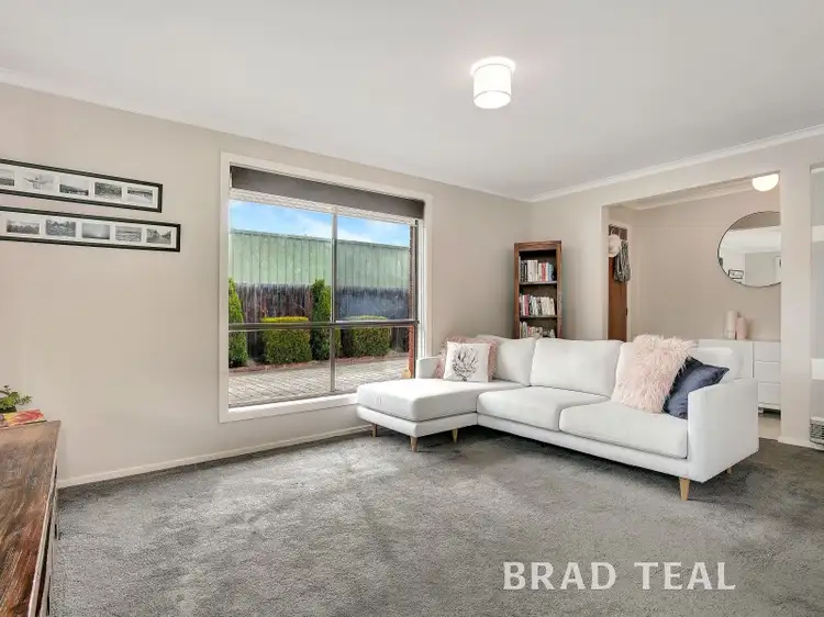 1/2 Green Gully Close, Keilor Downs VIC 3038