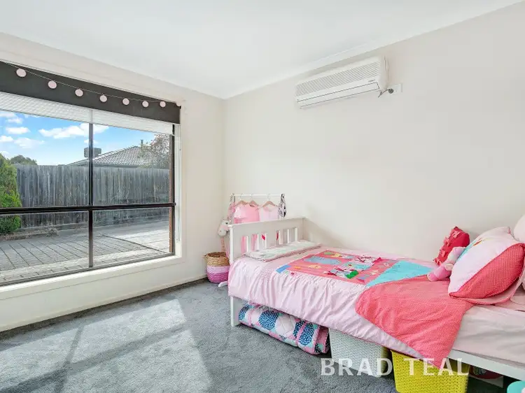 Fifth view of Homely unit listing, 1/2 Green Gully Close, Keilor Downs VIC 3038