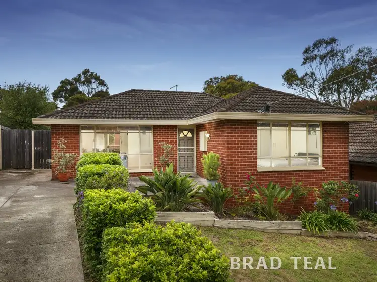 20 Brentwood Drive, Avondale Heights VIC 3034