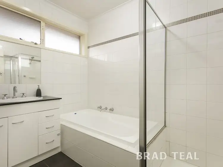 Fifth view of Homely house listing, 20 Brentwood Drive, Avondale Heights VIC 3034