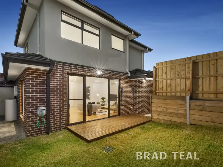 Fifth view of Homely townhouse listing, 2/10 Winifred Street, Oak Park VIC 3046