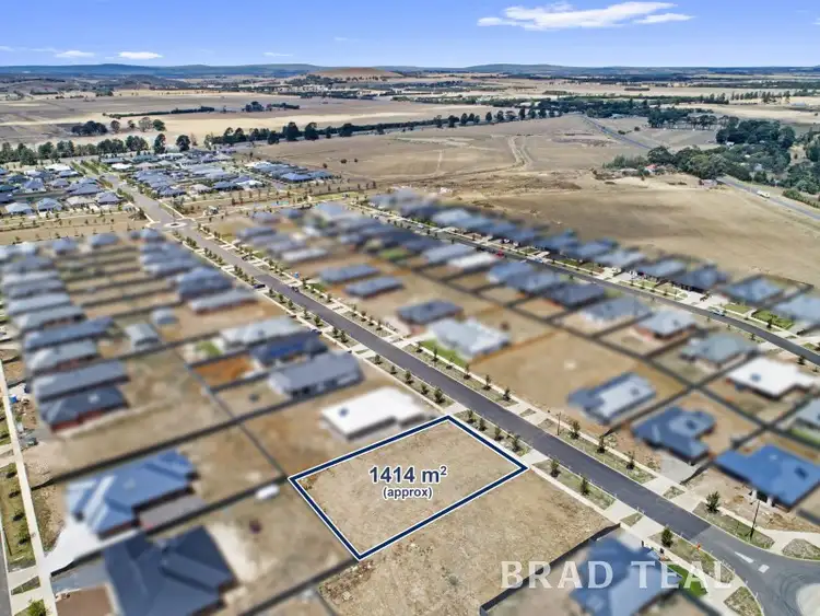 52 Greenfields Boulevard, Romsey VIC 3434