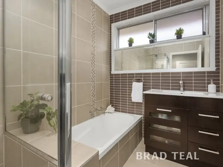 Fifth view of Homely house listing, 10 Oleander Drive, St Albans VIC 3021