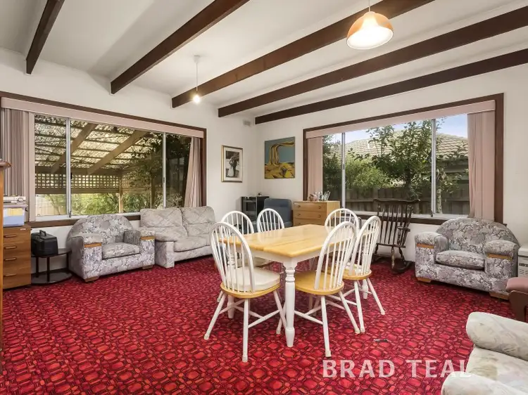 Fifth view of Homely house listing, 8 Roslyn Street, Strathmore VIC 3041