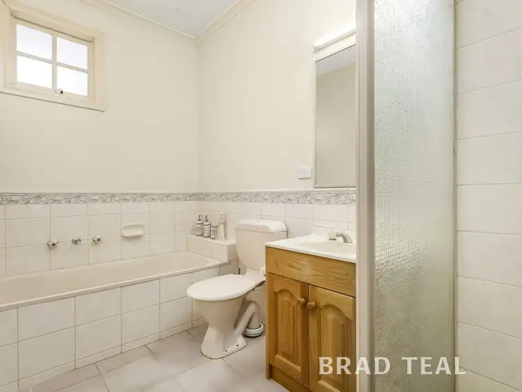 Fifth view of Homely unit listing, 1/12 Magdala Avenue, Strathmore VIC 3041