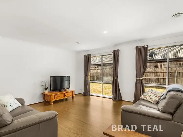 Fifth view of Homely house listing, 10 Sunny Park Close, Gisborne VIC 3437