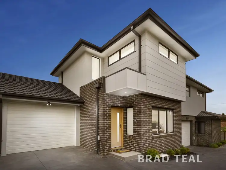 2/10 Albert Street, Oak Park VIC 3046