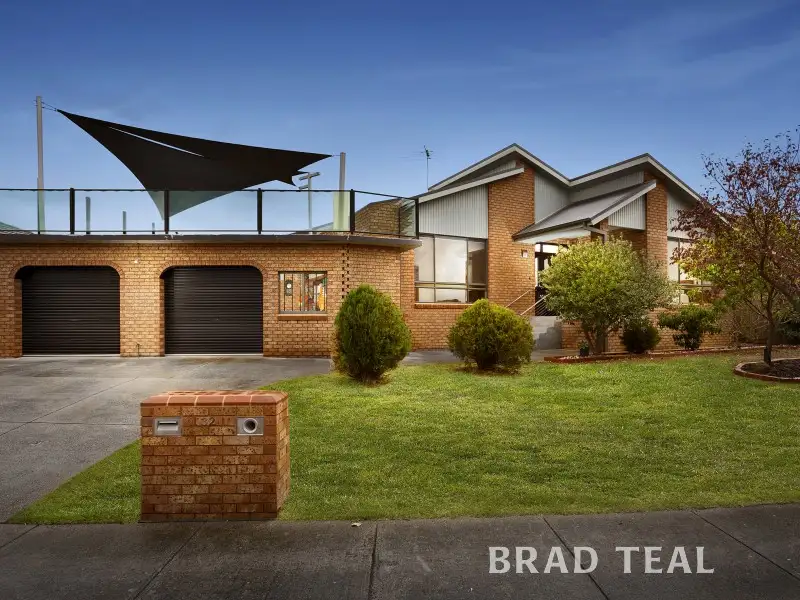 Main view of Homely house listing, 32 Messina Crescent, Taylors Lakes VIC 3038