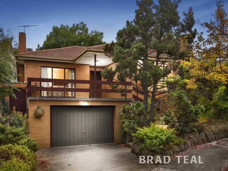 6 McHale Court, Essendon VIC 3040