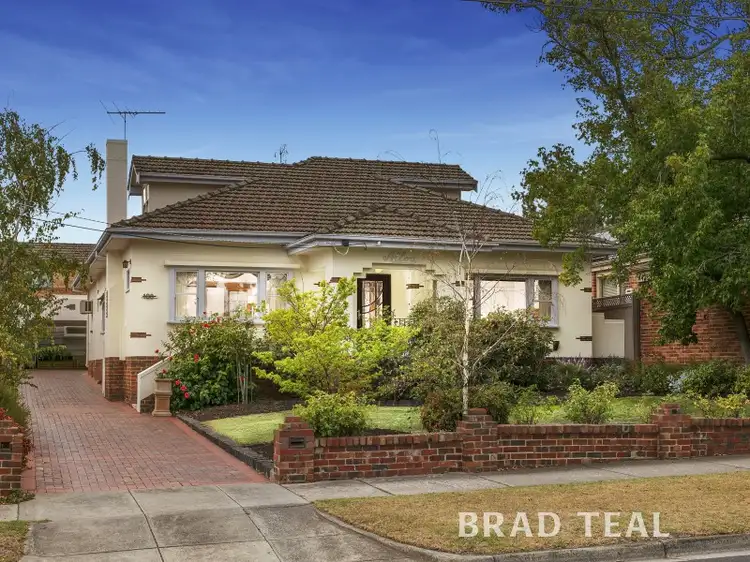 180 Woodland Street, Strathmore VIC 3041