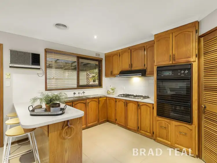 Sixth view of Homely house listing, 5 Manolive Court, Sunbury VIC 3429