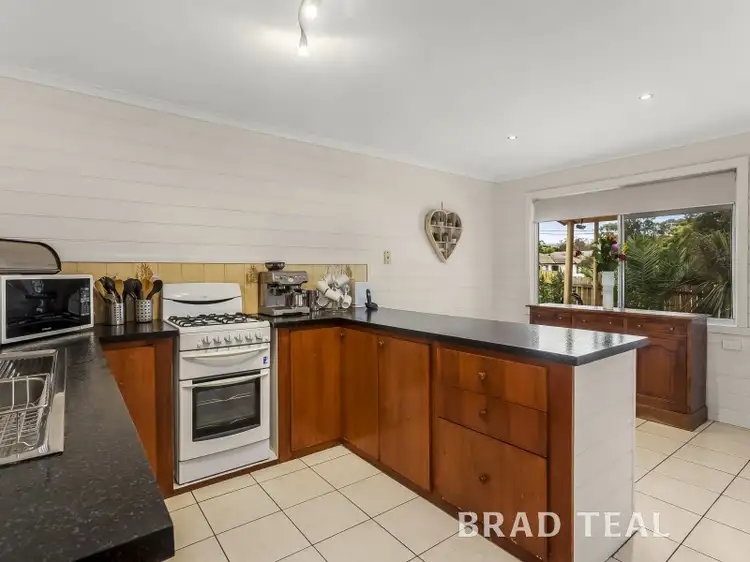 Third view of Homely house listing, 2 Cook Court, Sunbury VIC 3429