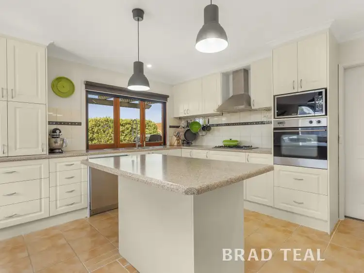 Third view of Homely house listing, 7 Rutherglen Way, Taylors Lakes VIC 3038