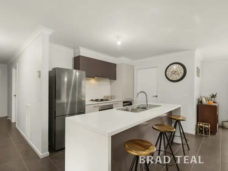 Second view of Homely house listing, 9 Oswin Court, Sunbury VIC 3429