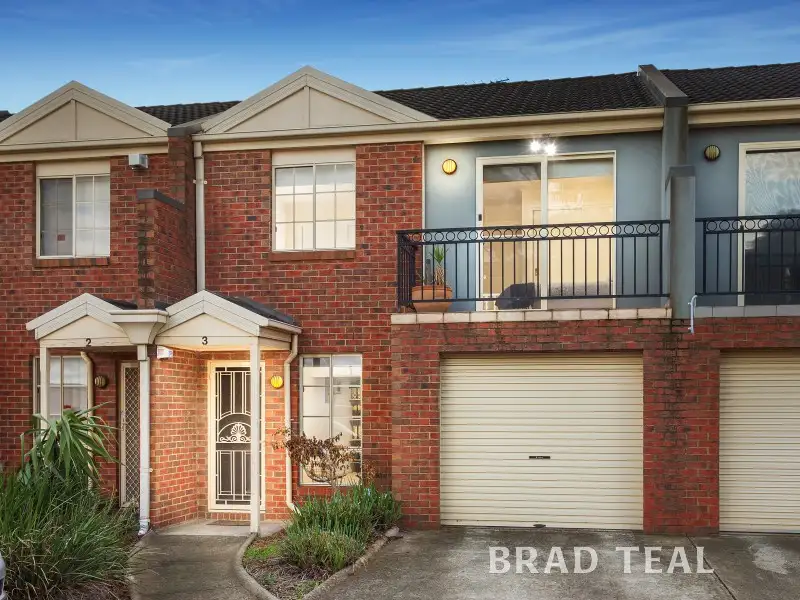 Main view of Homely unit listing, 3/2 Silvertree Avenue, Delahey VIC 3037
