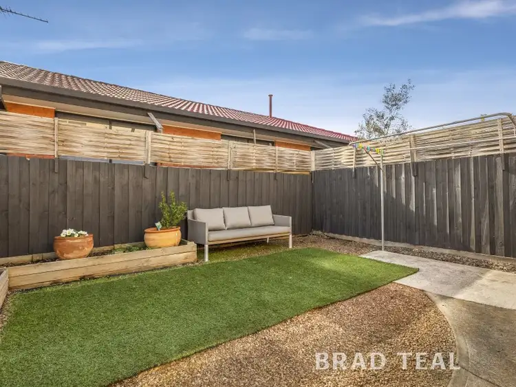 Sixth view of Homely unit listing, 3/2 Silvertree Avenue, Delahey VIC 3037