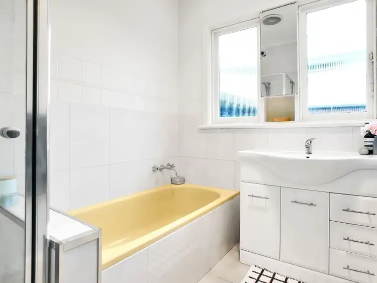 Sixth view of Homely house listing, 31 Tarana Avenue, Glenroy VIC 3046