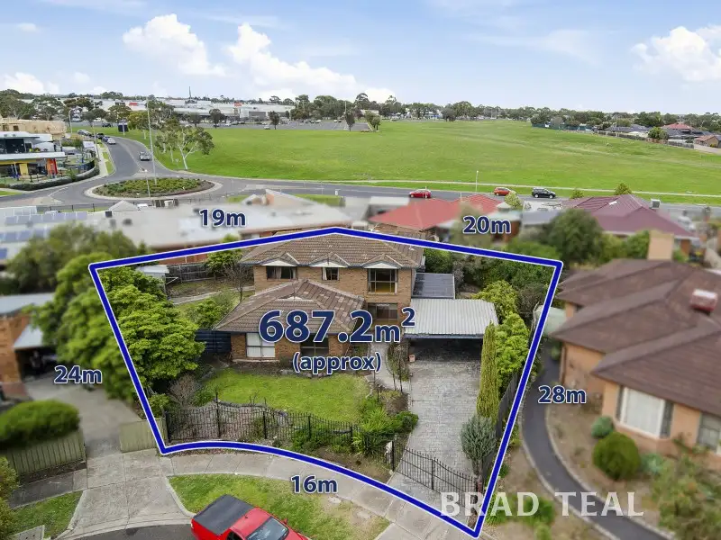 Main view of Homely house listing, 10 Oran Close, Keilor Downs VIC 3038