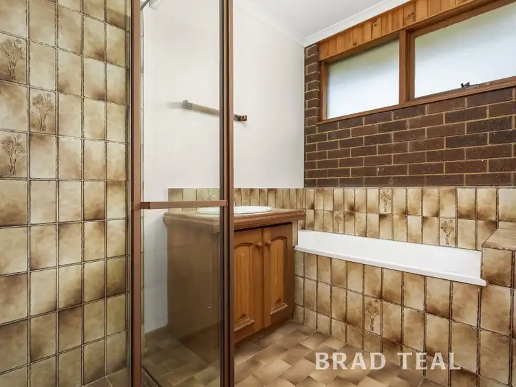 Fifth view of Homely house listing, 13 Oran Close, Keilor Downs VIC 3038