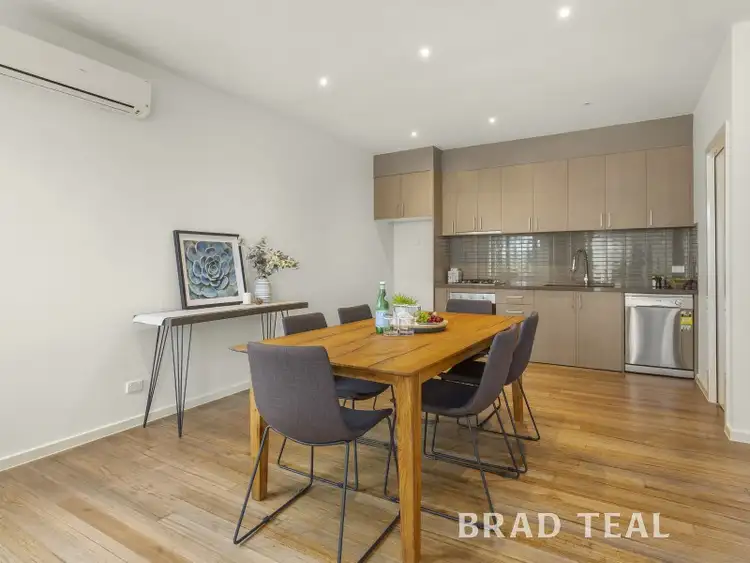 Sixth view of Homely townhouse listing, 1/156 Waterloo Road, Oak Park VIC 3046