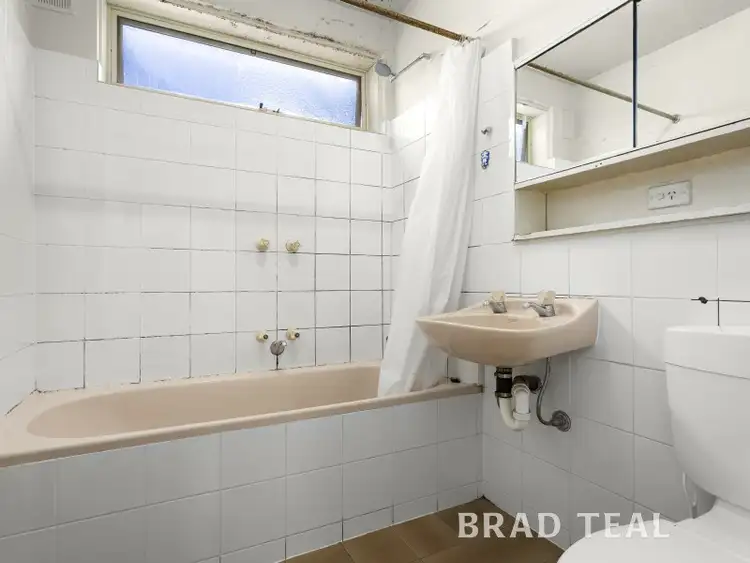 Sixth view of Homely unit listing, 4/96 Glass Street, Essendon VIC 3040