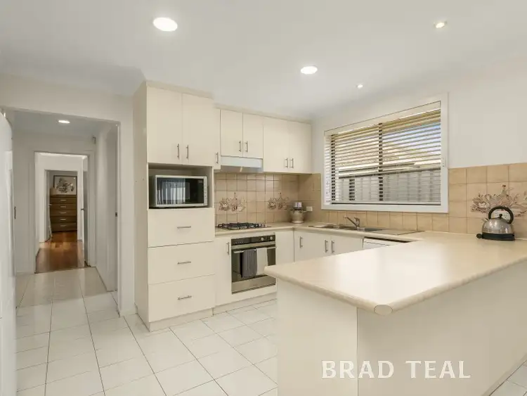 Third view of Homely house listing, 5 Barina Close, Keilor Downs VIC 3038