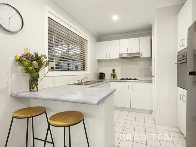 Sixth view of Homely house listing, 17 Streeton Court, Sunbury VIC 3429