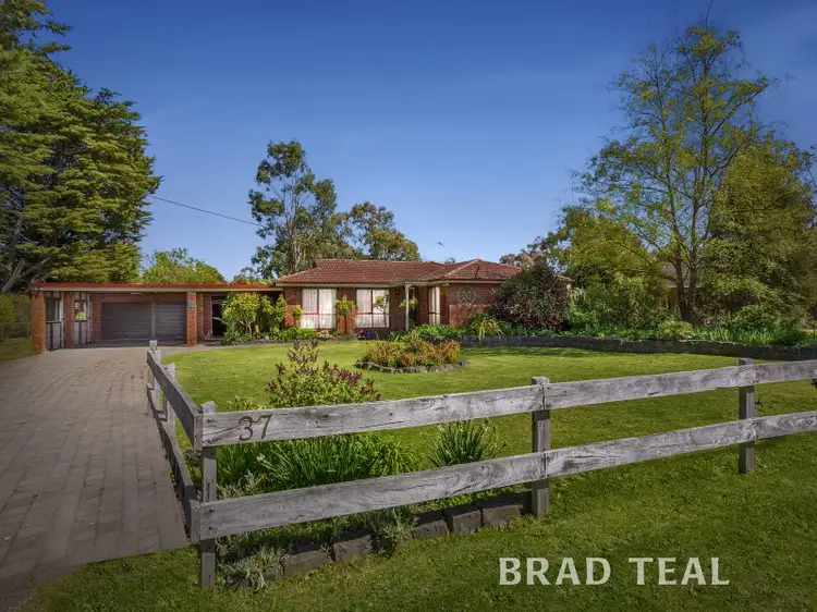 37 Main Street, Romsey VIC 3434