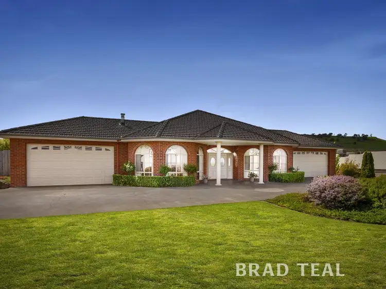 6 Panoramic Place, Sunbury VIC 3429