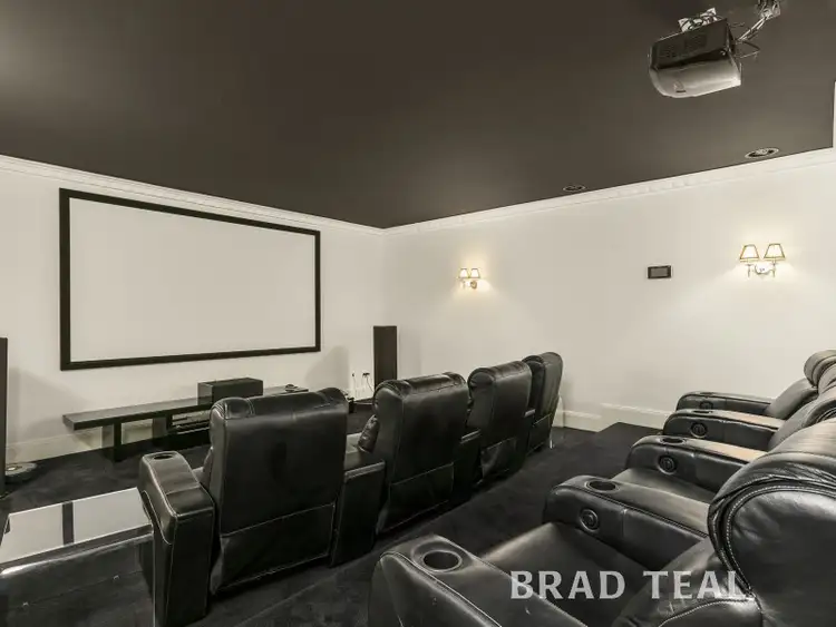 Fifth view of Homely house listing, 9 Balmanno Crescent, Strathmore VIC 3041