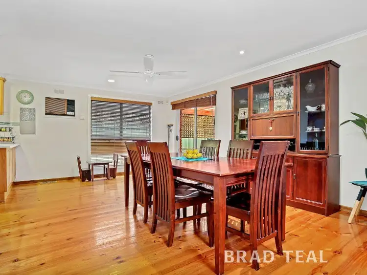 Third view of Homely house listing, 2 Stewart Close, Kealba VIC 3021
