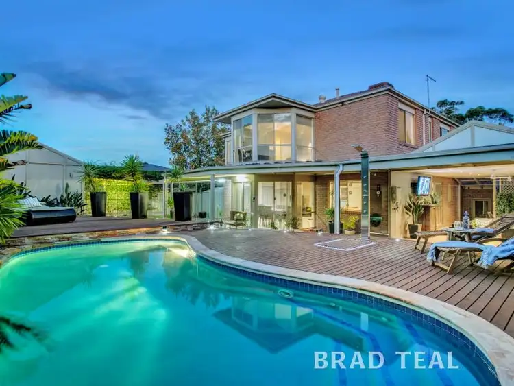 34 Whiteley Parade, Taylors Lakes VIC 3038