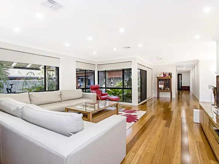 Third view of Homely house listing, 15 Marquet Court, Hillside VIC 3037