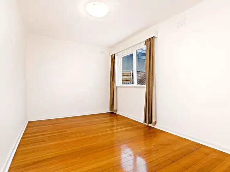Fifth view of Homely apartment listing, 2/560 Pascoe Vale Road, Pascoe Vale VIC 3044