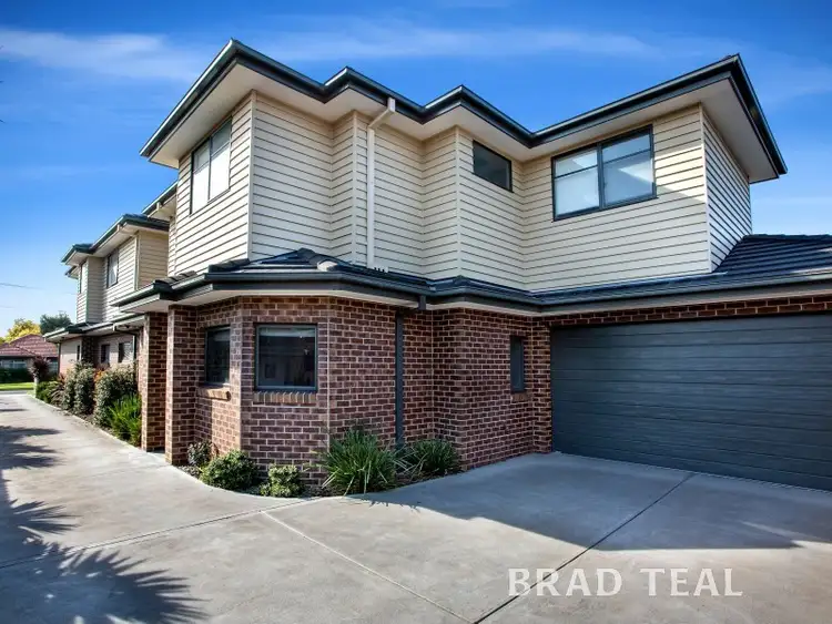 2/19 Hart Street, Airport West VIC 3042