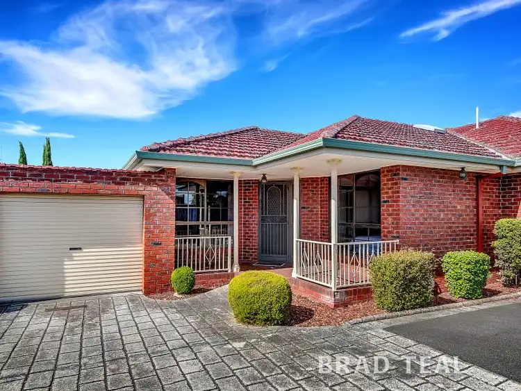 3/2 O'Shannassy Street, Essendon North VIC 3041