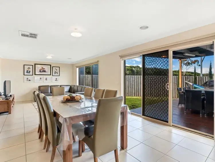 Seventh view of Homely house listing, 15 Universal Court, Diggers Rest VIC 3427