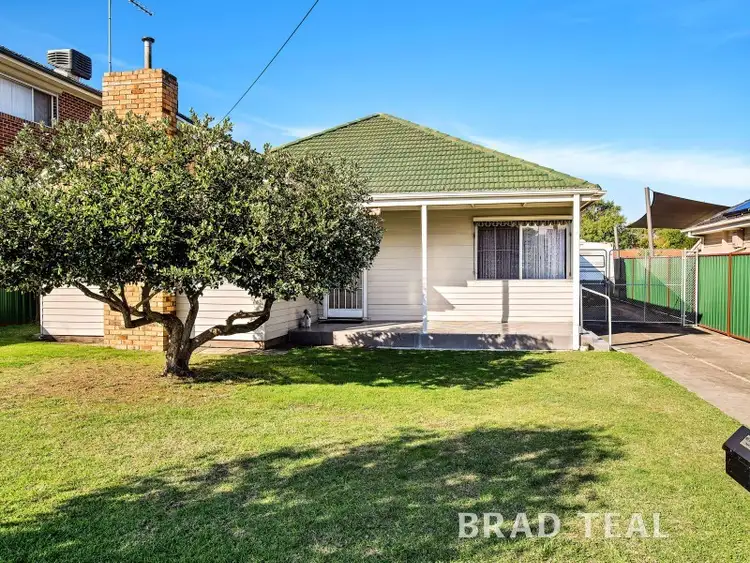 2 Kirbister Street, Pascoe Vale VIC 3044