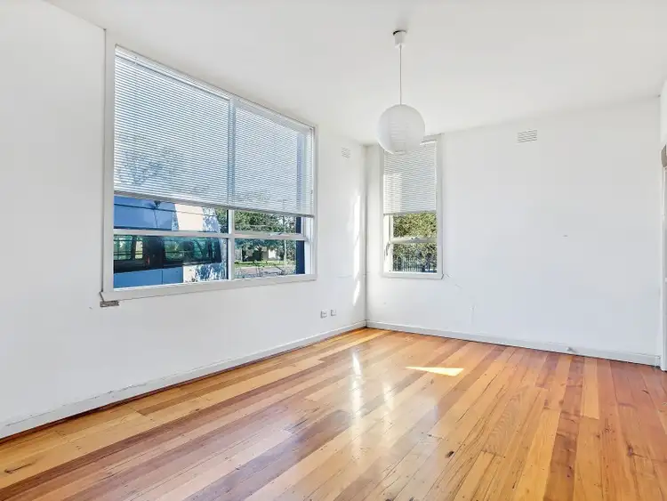 Fifth view of Homely apartment listing, 1/164 Leamington Street, Reservoir VIC 3073