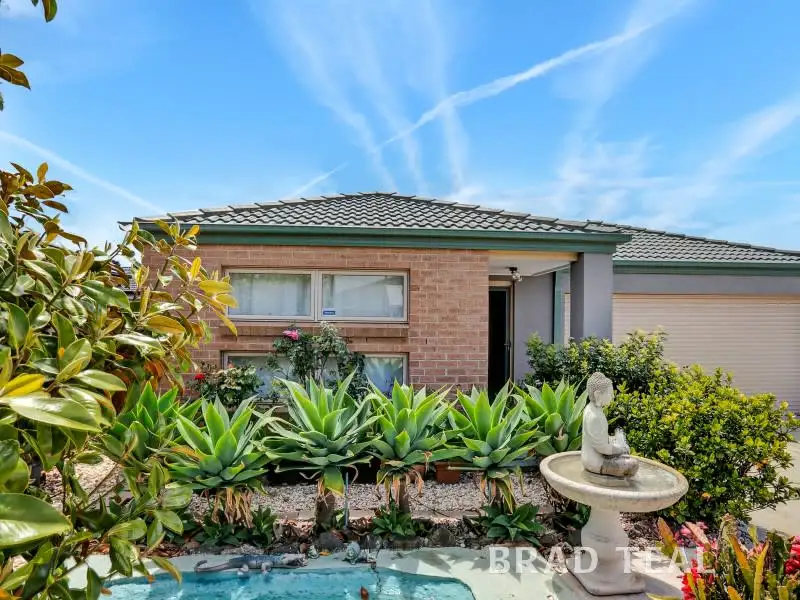 Main view of Homely house listing, 4 Hughes Place, Burnside Heights VIC 3023