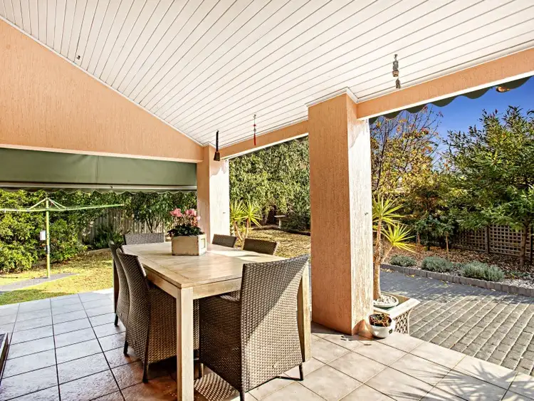 Fifth view of Homely house listing, 2 Hillman Court, Avondale Heights VIC 3034