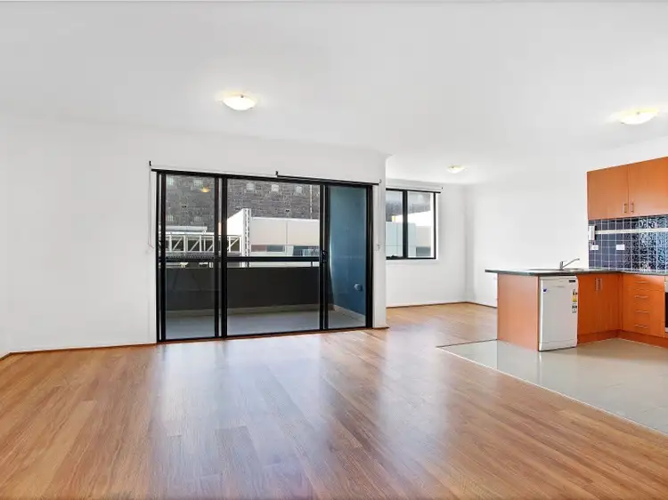 102C/41-43 Stockade Avenue, Coburg VIC 3058