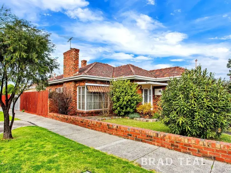 20 Mitchell Parade, Pascoe Vale South VIC 3044