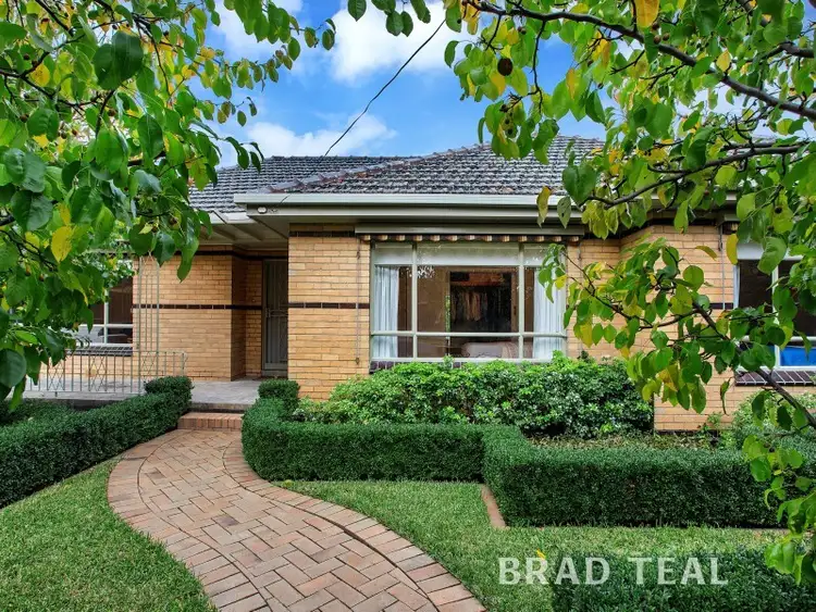2 Dace Court, Pascoe Vale South VIC 3044