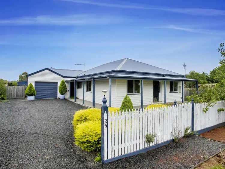 25 Clowes Street, Tylden VIC 3444