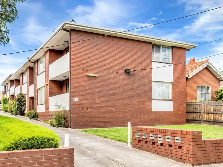 5/8 Violet Street, Essendon VIC 3040